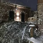 Au Pousseux D'eglise *